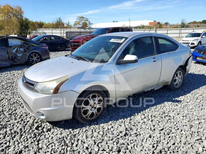 2010 Ford FOCUS фото