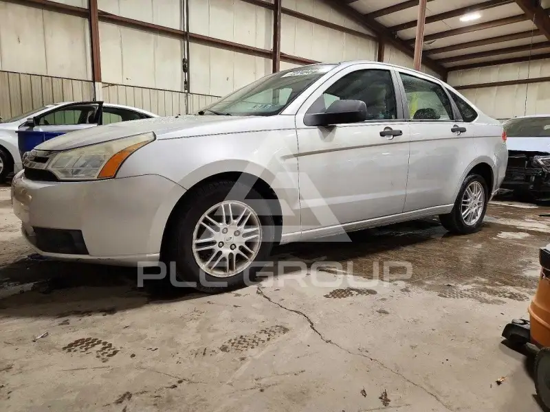 2010 Ford FOCUS фото