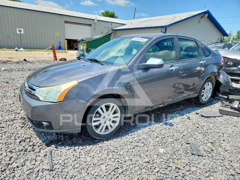 2010 Ford FOCUS фото
