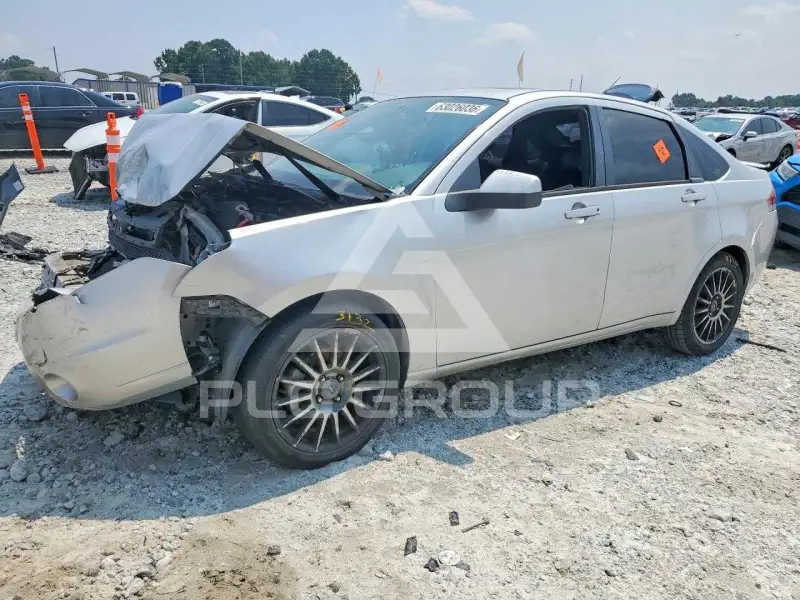 2010 Ford FOCUS photo