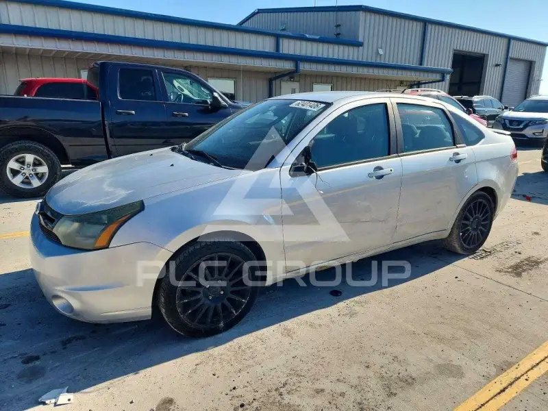 2010 Ford FOCUS фото