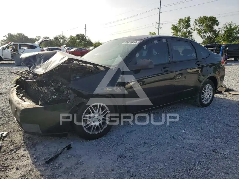 2010 Ford FOCUS фото