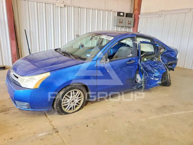 2010 Ford FOCUS фото