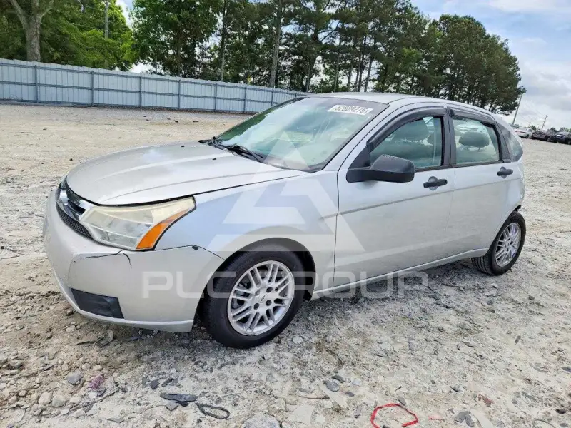 2010 Ford FOCUS фото