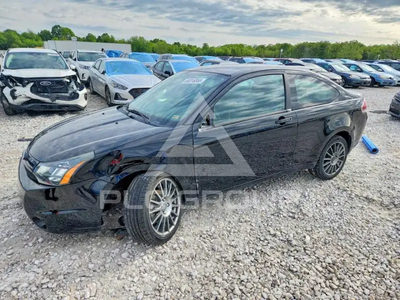 2010 Ford FOCUS photo