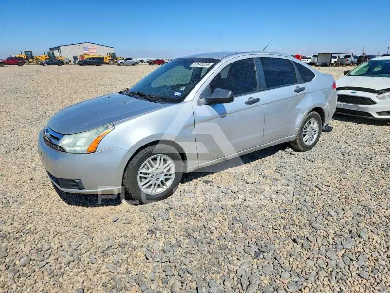 2010 Ford FOCUS фото