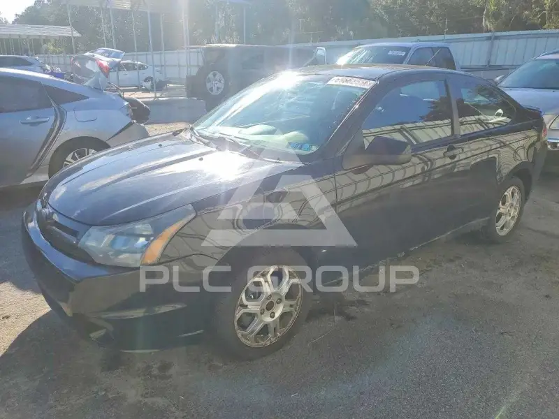 2010 Ford FOCUS photo