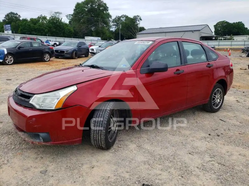 2010 Ford FOCUS photo
