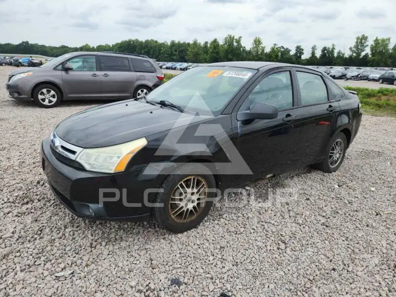 2010 Ford FOCUS photo