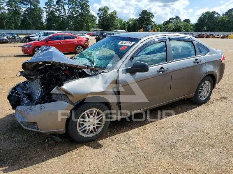 2010 Ford FOCUS фото