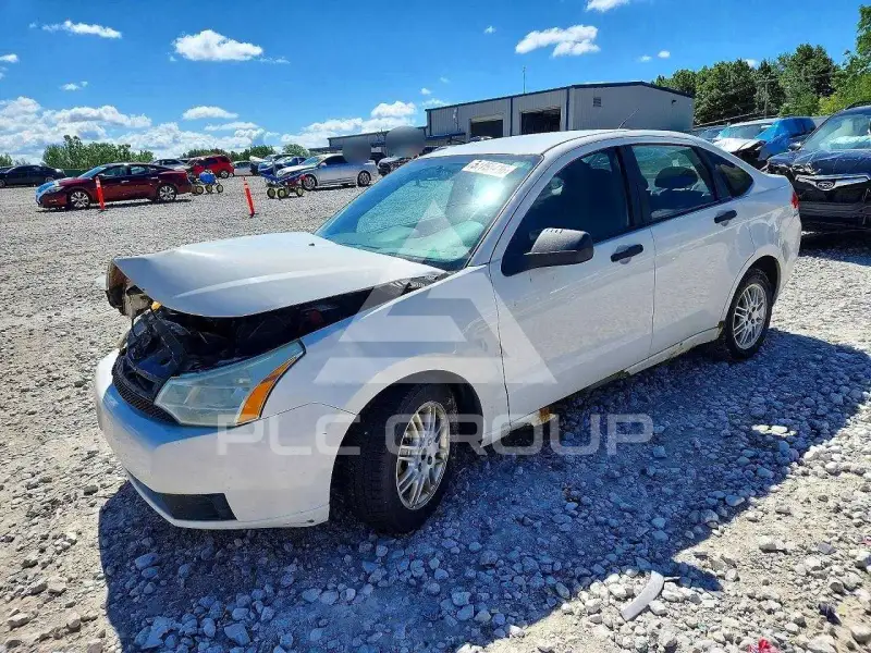 2010 Ford FOCUS photo