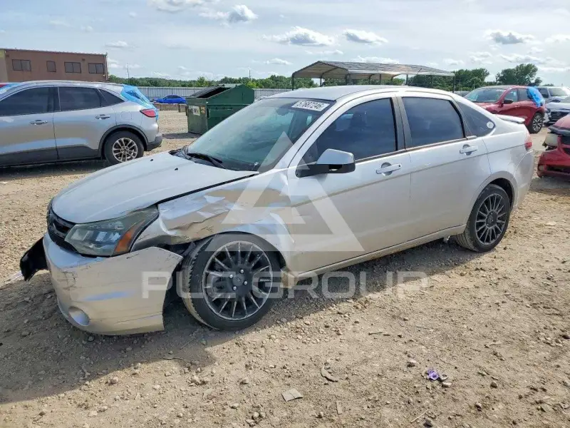 2010 Ford FOCUS фото