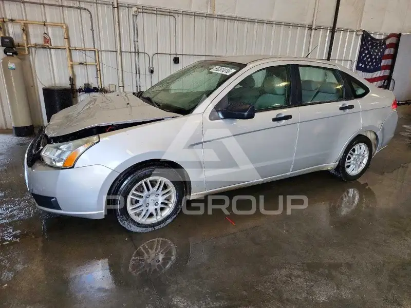 2010 Ford FOCUS фото