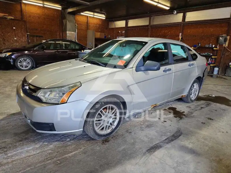 2010 Ford FOCUS фото