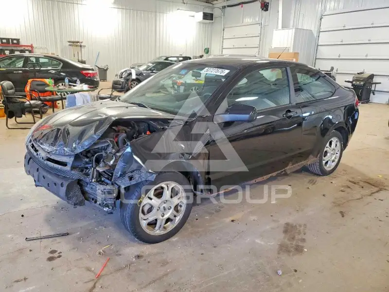 2010 Ford FOCUS photo