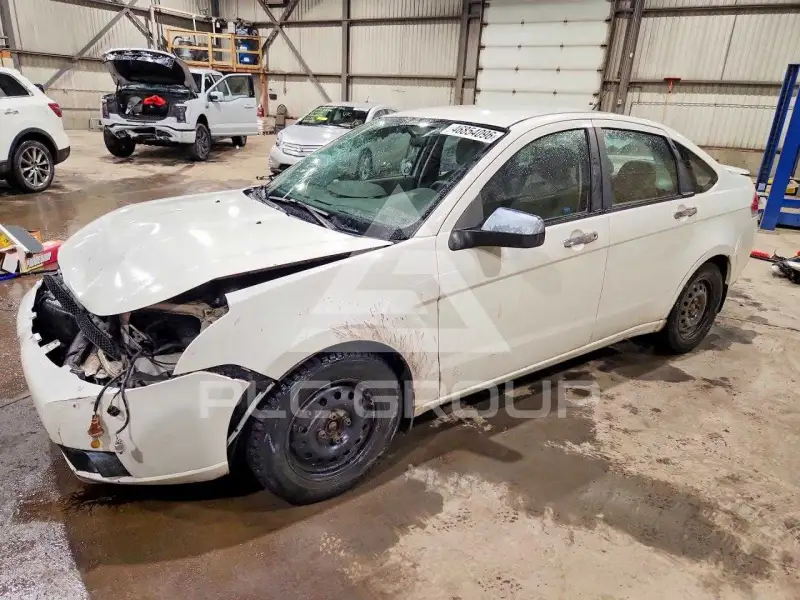2010 Ford FOCUS фото