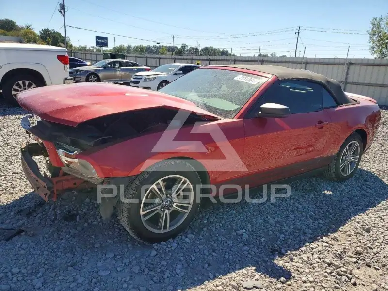 2010 Ford MUSTANG photo