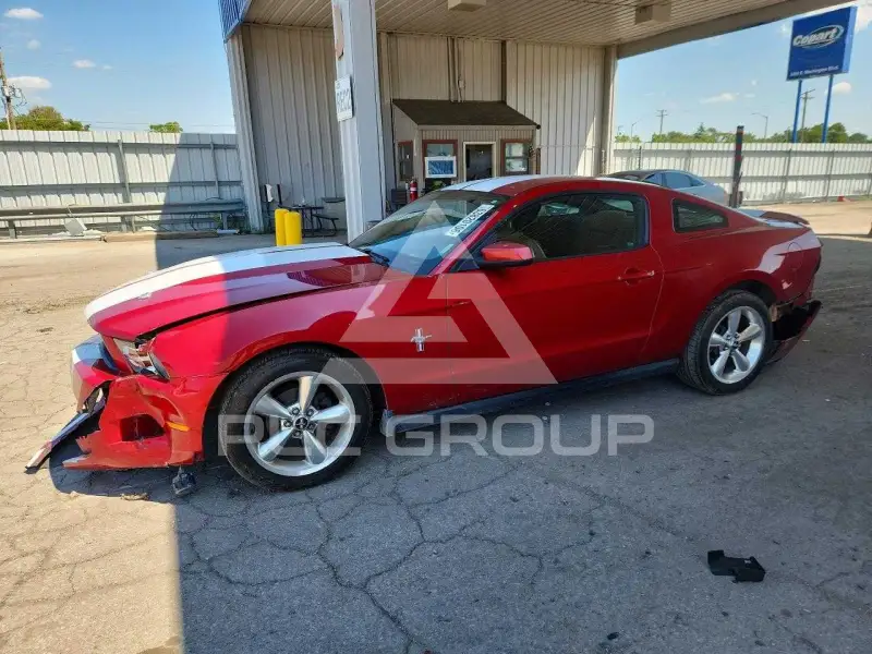 2010 Ford MUSTANG фото