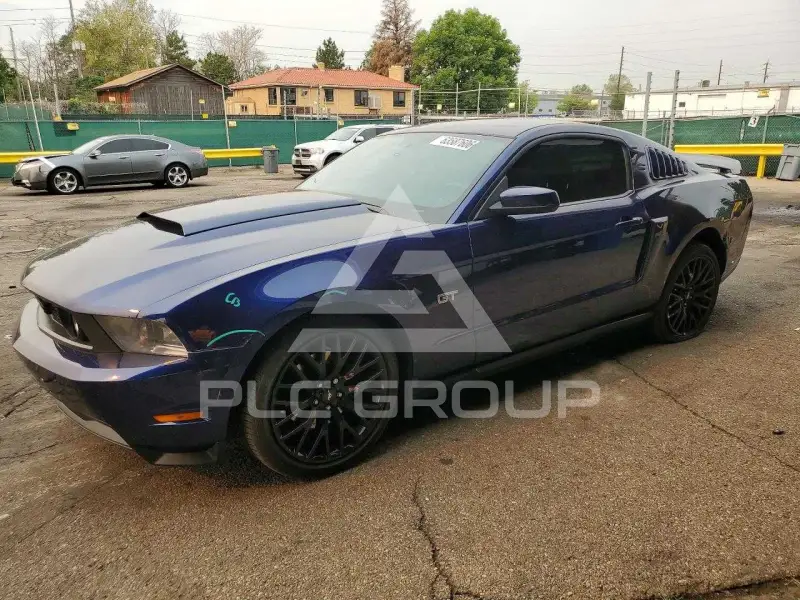 2010 Ford MUSTANG photo