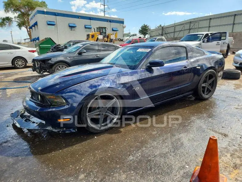 2010 Ford MUSTANG фото