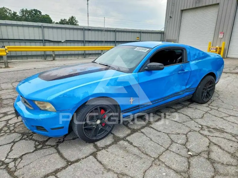 2010 Ford MUSTANG фото