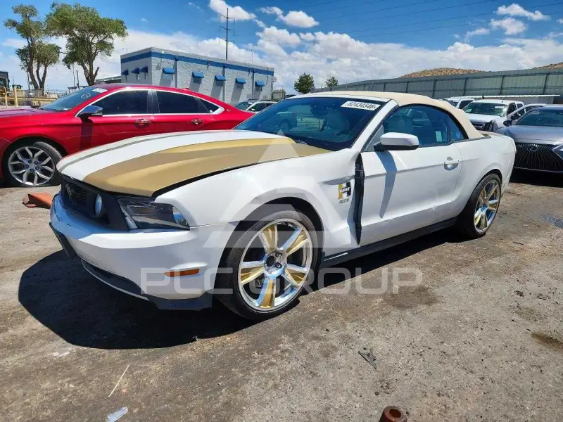 2010 Ford MUSTANG фото
