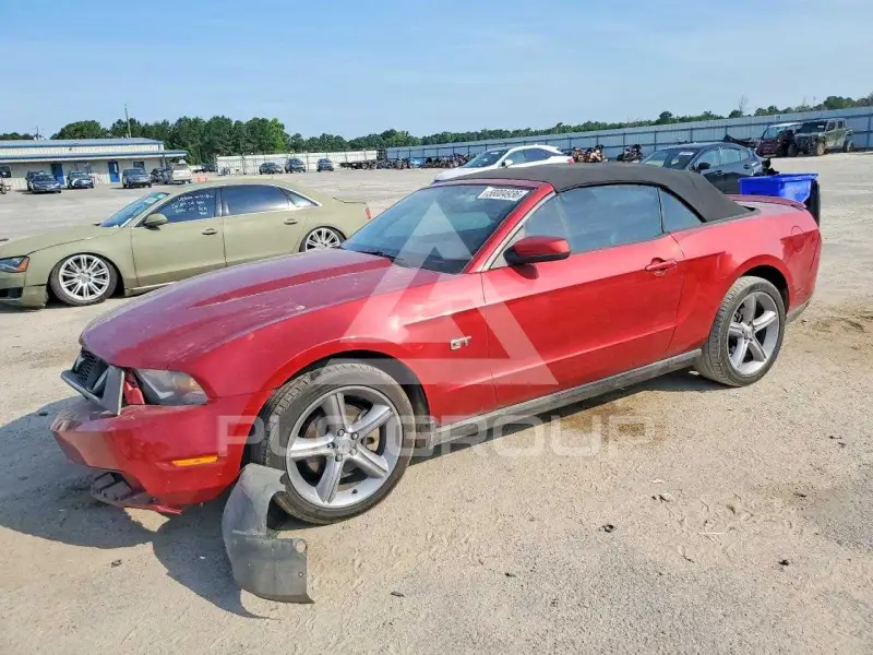 2010 Ford MUSTANG фото