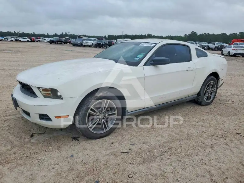 2010 Ford MUSTANG фото