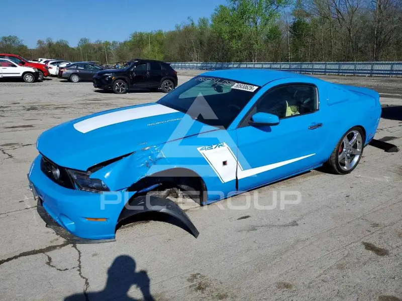 2010 Ford MUSTANG фото