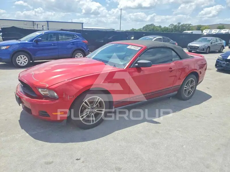 2010 Ford MUSTANG фото