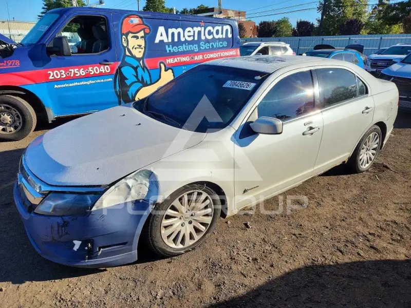 2010 Ford FUSION фото