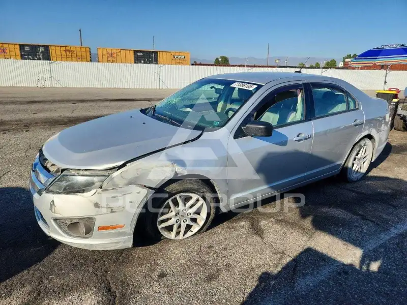 2010 Ford FUSION фото