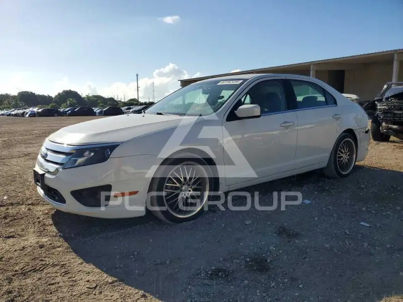 2010 Ford FUSION photo
