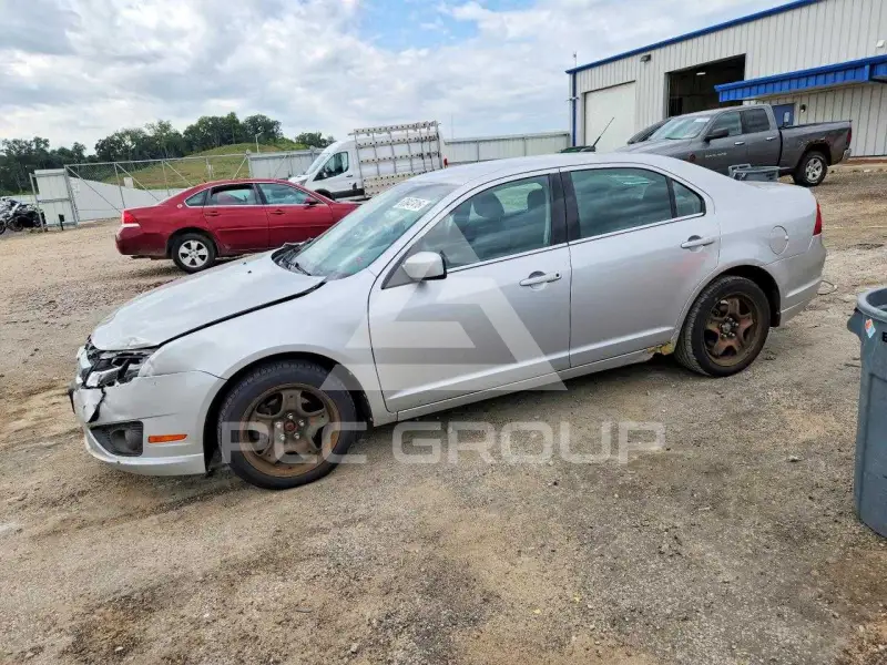 2010 Ford FUSION фото