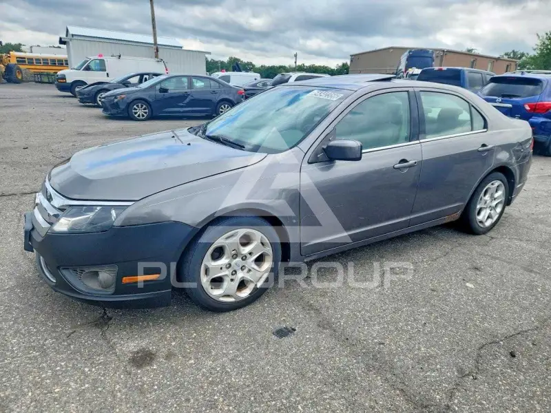 2010 Ford FUSION photo