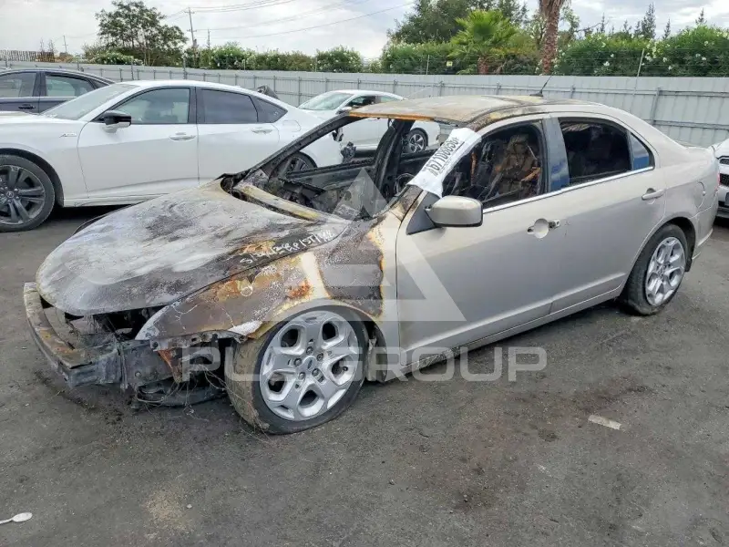 2010 Ford FUSION фото