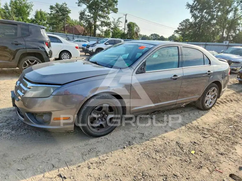 2010 Ford FUSION photo
