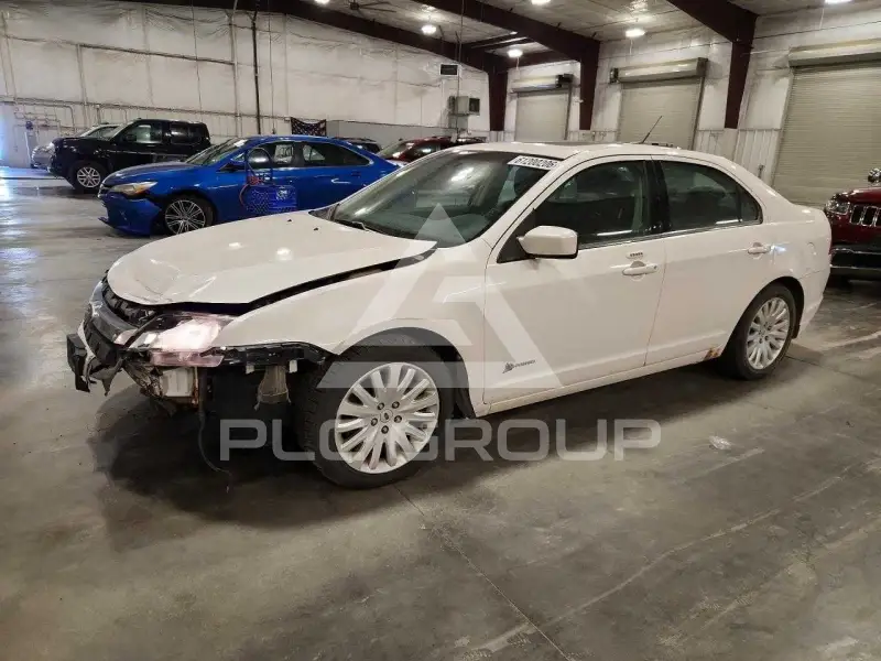 2010 Ford FUSION фото