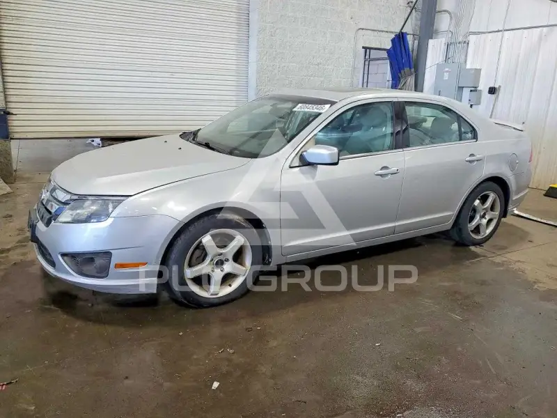 2010 Ford FUSION фото