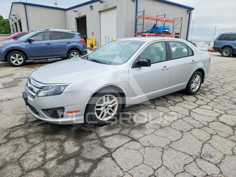 2010 Ford FUSION фото