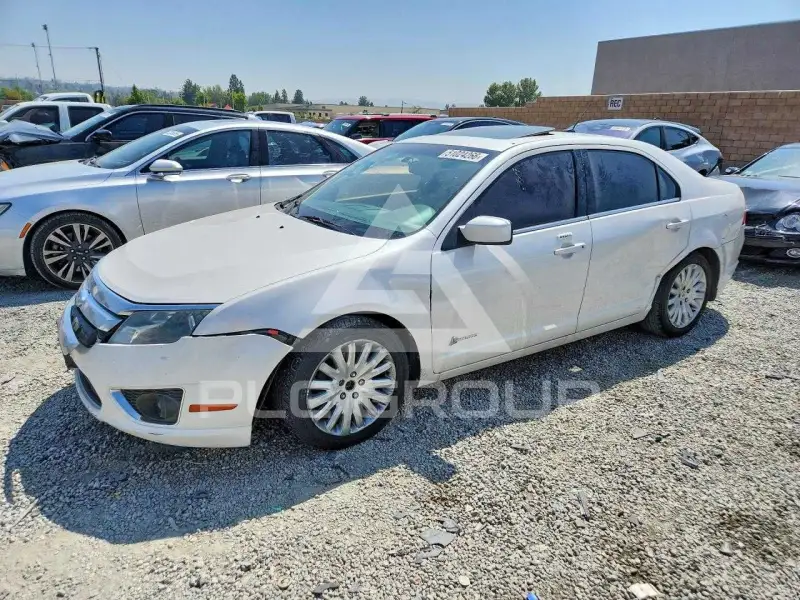 2010 Ford FUSION фото