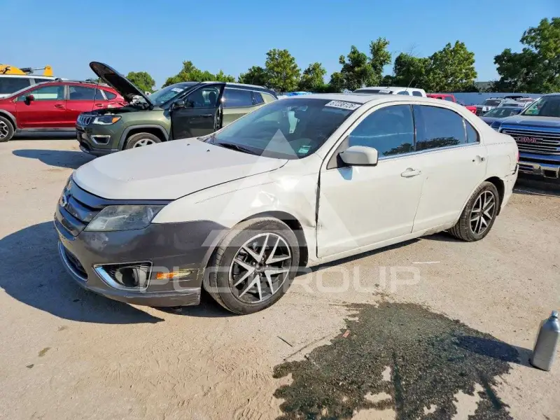 2010 Ford FUSION photo