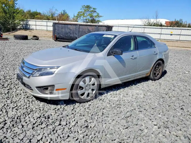 2010 Ford FUSION фото