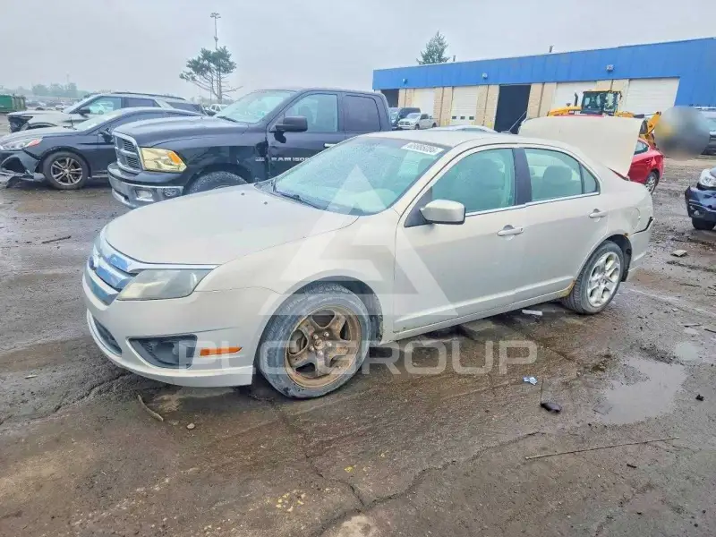 2010 Ford FUSION фото