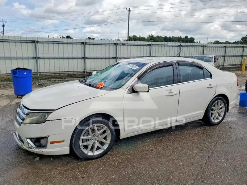 2010 Ford FUSION photo