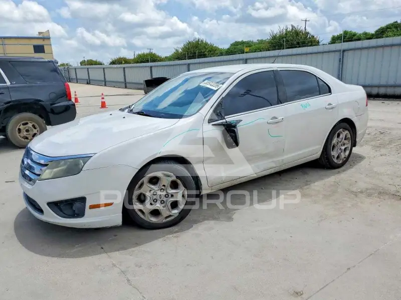 2010 Ford FUSION photo
