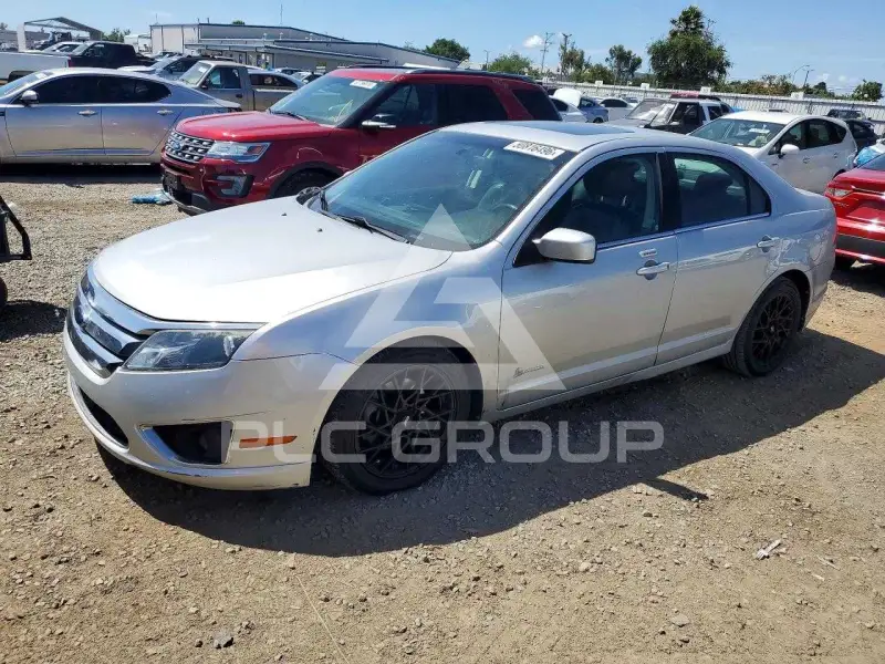 2010 Ford FUSION фото
