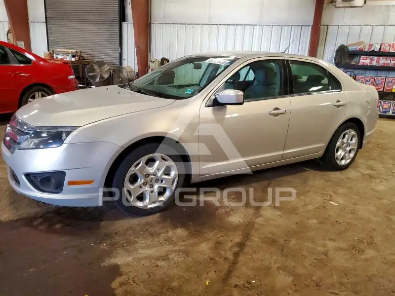 2010 Ford FUSION фото