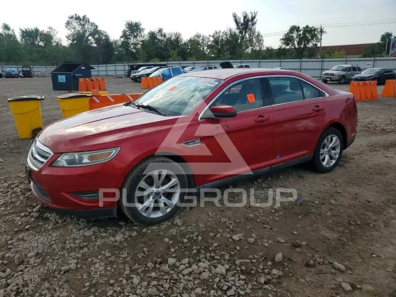 2010 Ford TAURUS фото