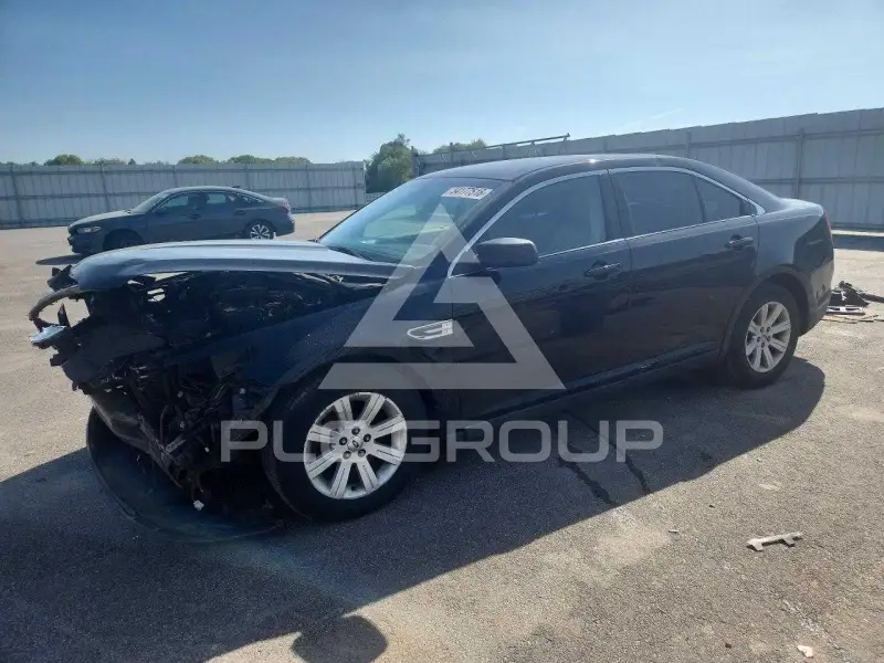 2010 Ford TAURUS фото